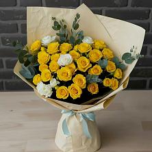 Букет цветов из:  Розы в Линда