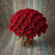 Букет 55 Красных роз Фридом #REPLACE_PRED# Линда