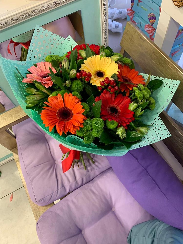 Букет цветов из: Герберы, Хризантемы и Альстромерии в Линда