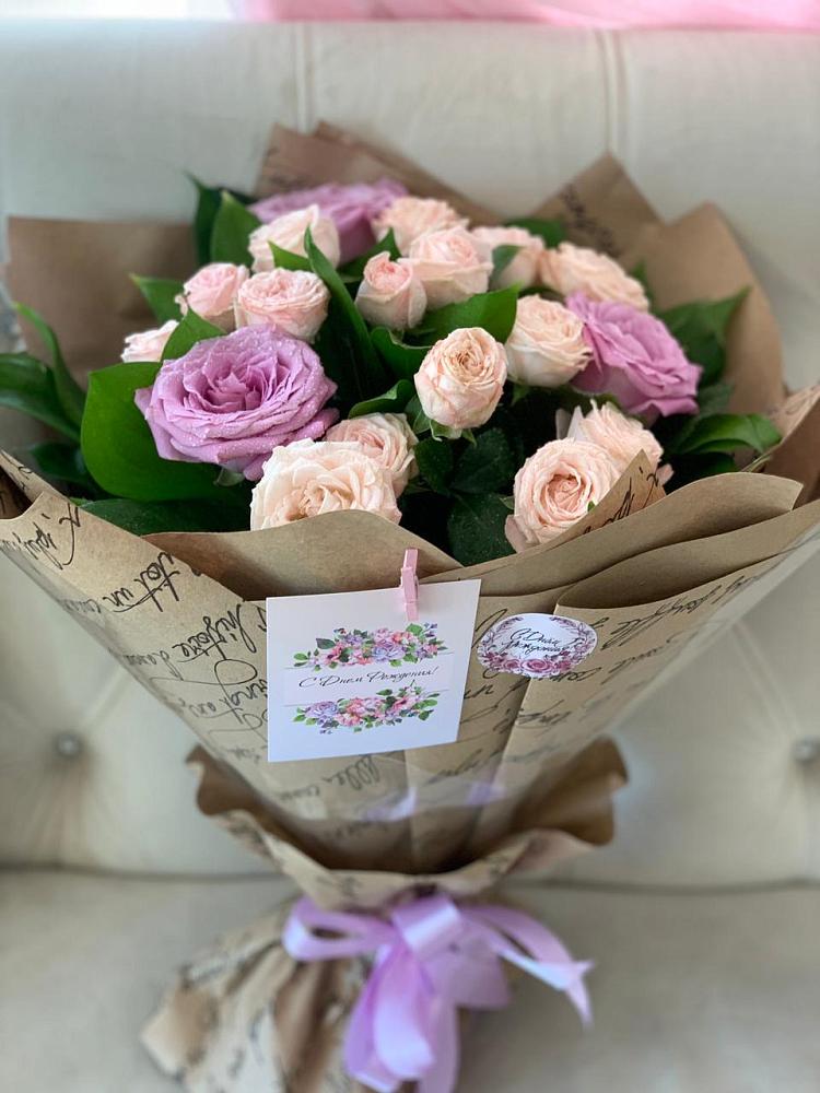 Букет цветов из: Розы в Линда