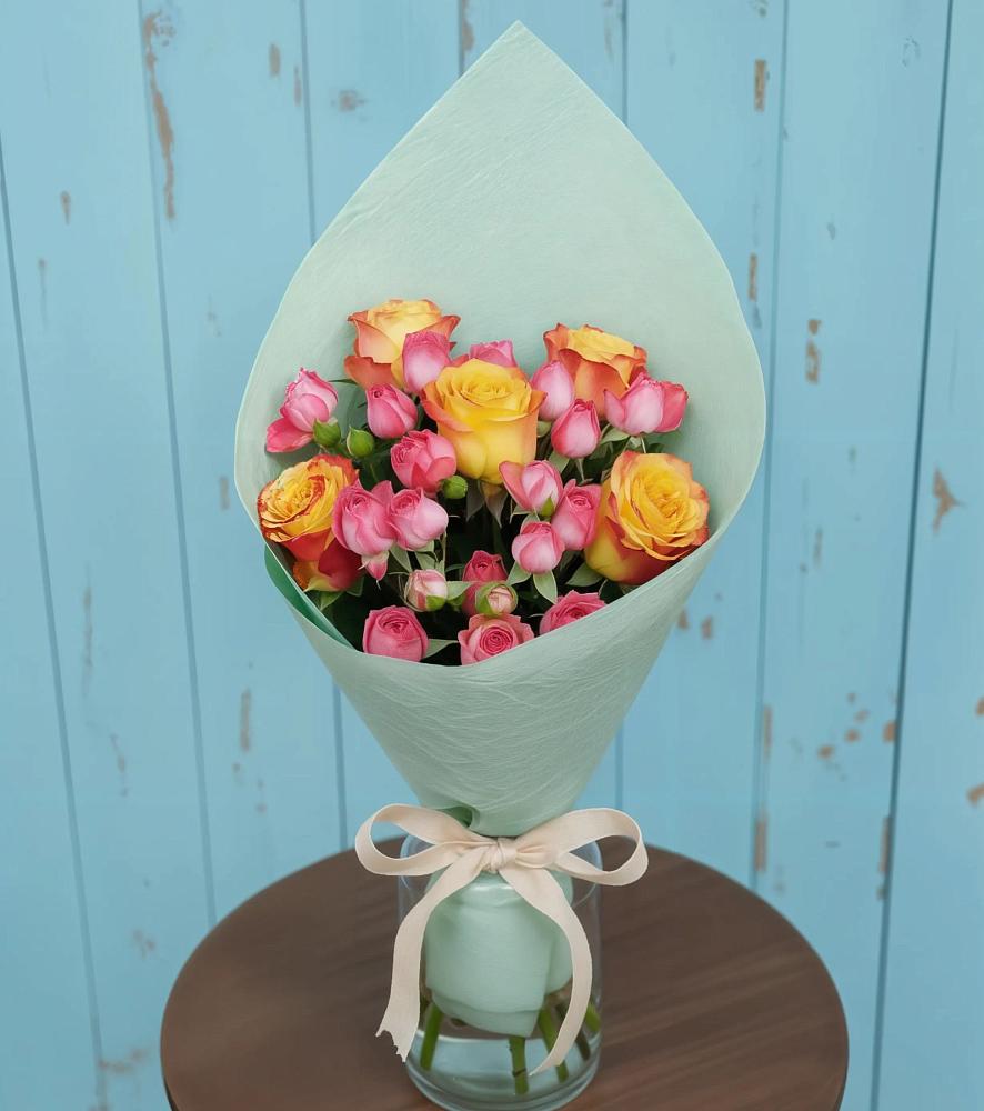 Букет цветов из: Розы в Линда