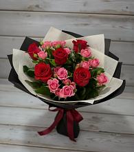 Букет цветов из:  Розы в Линда