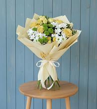 Букет цветов из:  Хризантемы и Розы в Линда