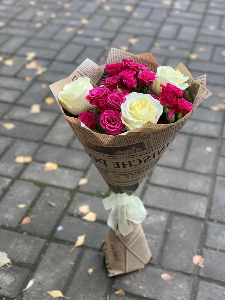 Букет цветов из: Розы в Линда