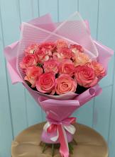 Букет 15 Розовых роз Равель в Линда