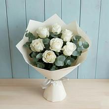 Букет Белые розы в Эвкалипте в Линда
