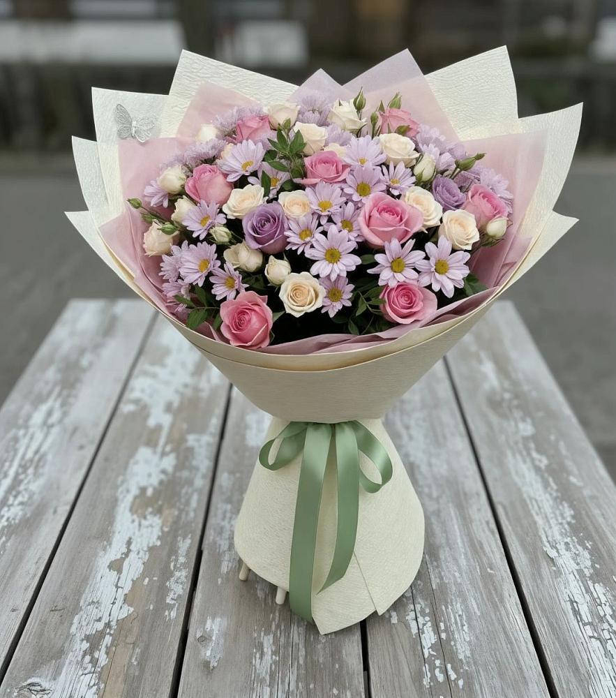 Букет цветов из: Розы и Хризантемы в Линда